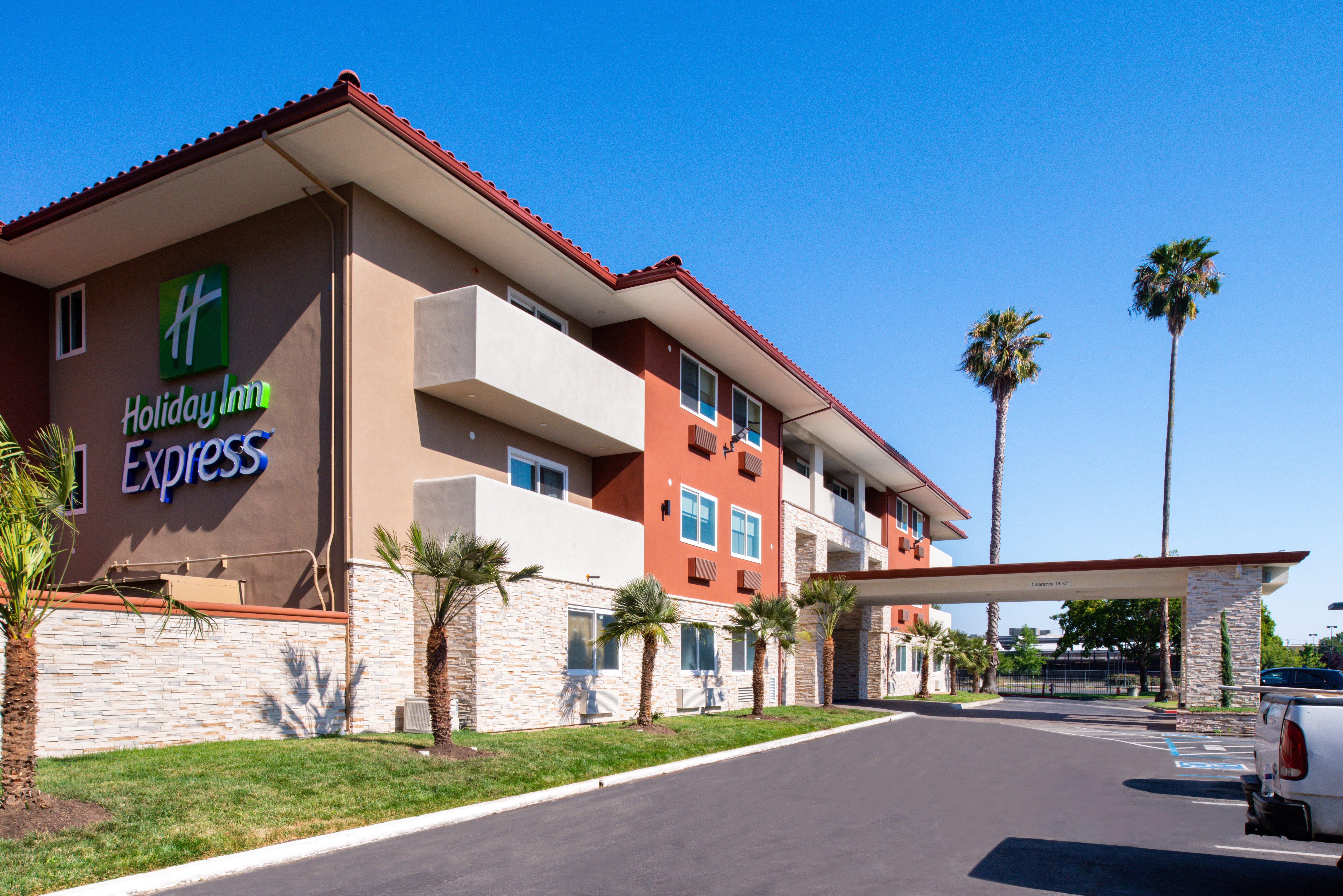 Hotel Express - North By Ihg 3*