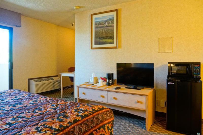 Hotel Holiday Express - North By Ihg 3*